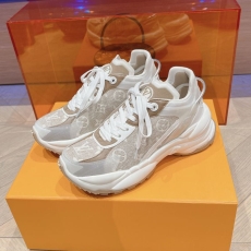 Louis Vuitton Low Shoes